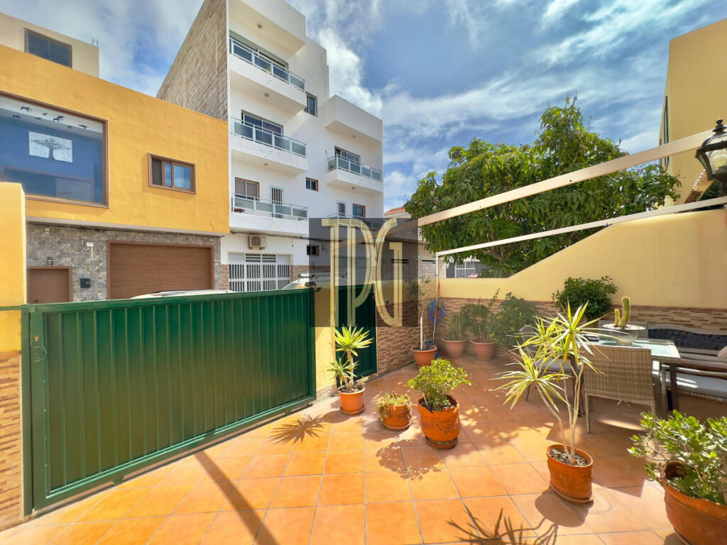 Main image of property: Canary Islands, Tenerife, Arona