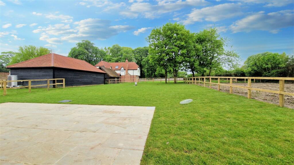 Additional property image - Wood Hall, Arkesden, Saffron Walden, Essex, CB11 4HA