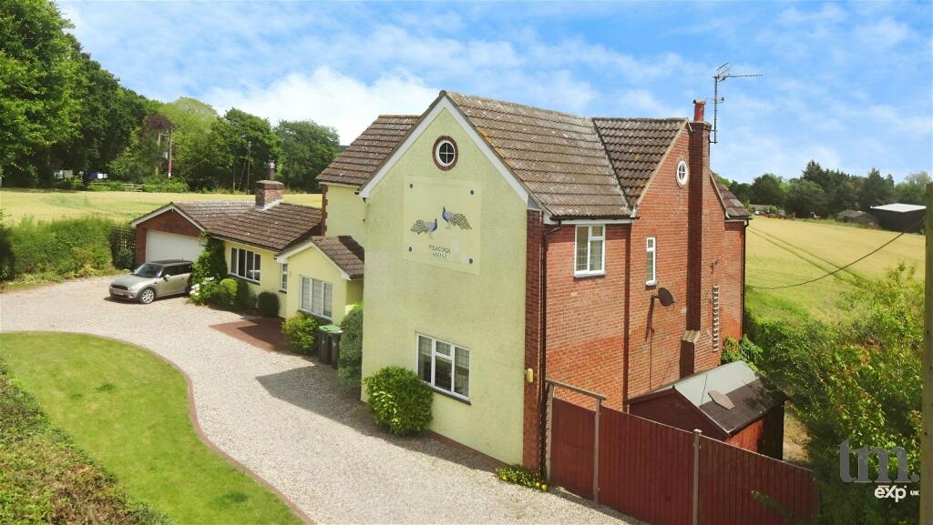 Additional property image - High Cross Lane, Little Canfield, Dunmow, CM6 1TD