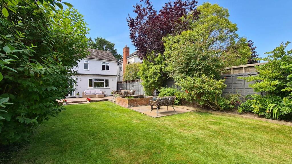 Additional property image - Ludham Hall Lane, Braintree, CM77 8QT