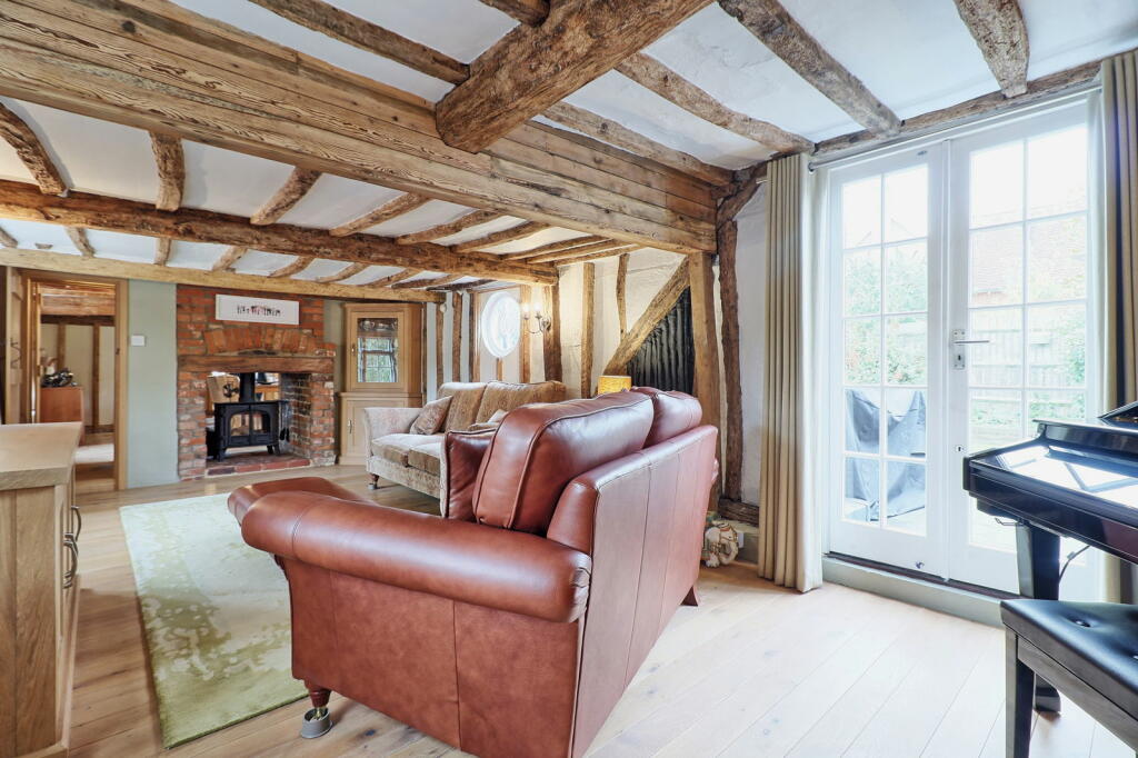 Additional property image - Gore Lane, Rayne, Braintree, CM77 6TU