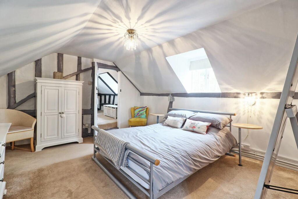 Additional property image - Gore Lane, Rayne, Braintree, CM77 6TU