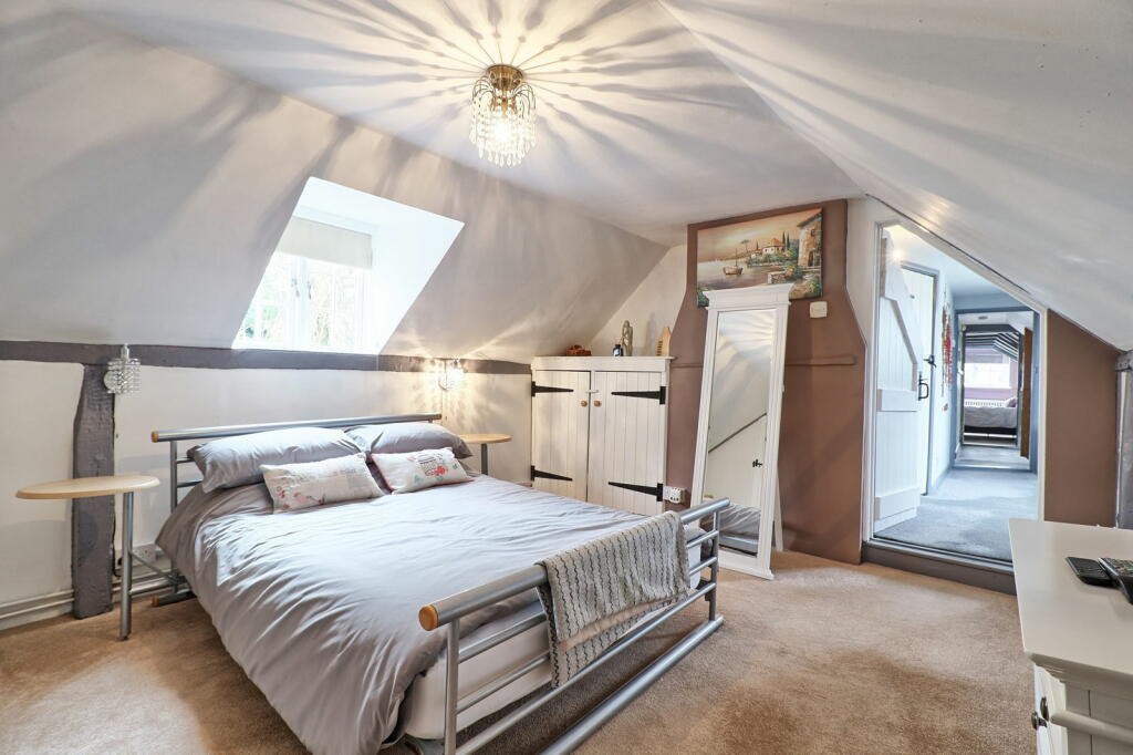 Additional property image - Gore Lane, Rayne, Braintree, CM77 6TU