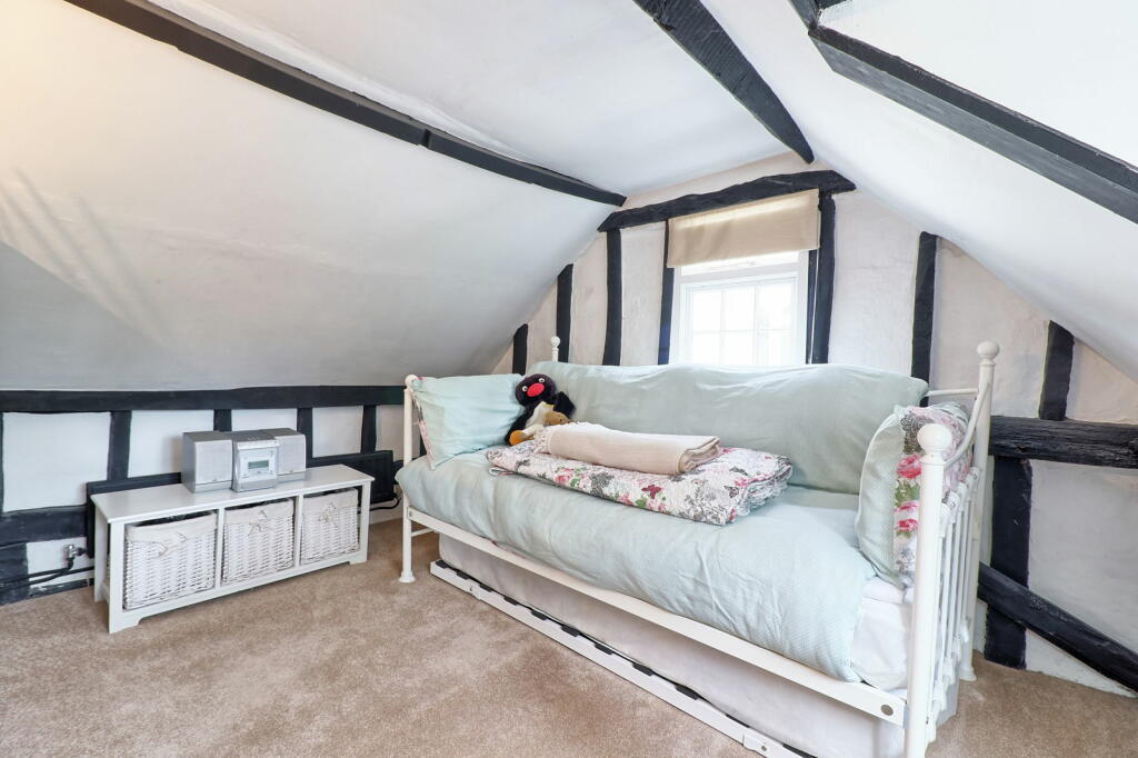 Additional property image - Gore Lane, Rayne, Braintree, CM77 6TU