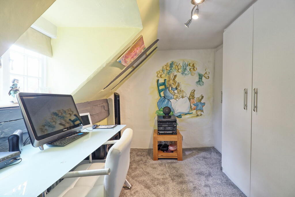 Additional property image - Gore Lane, Rayne, Braintree, CM77 6TU