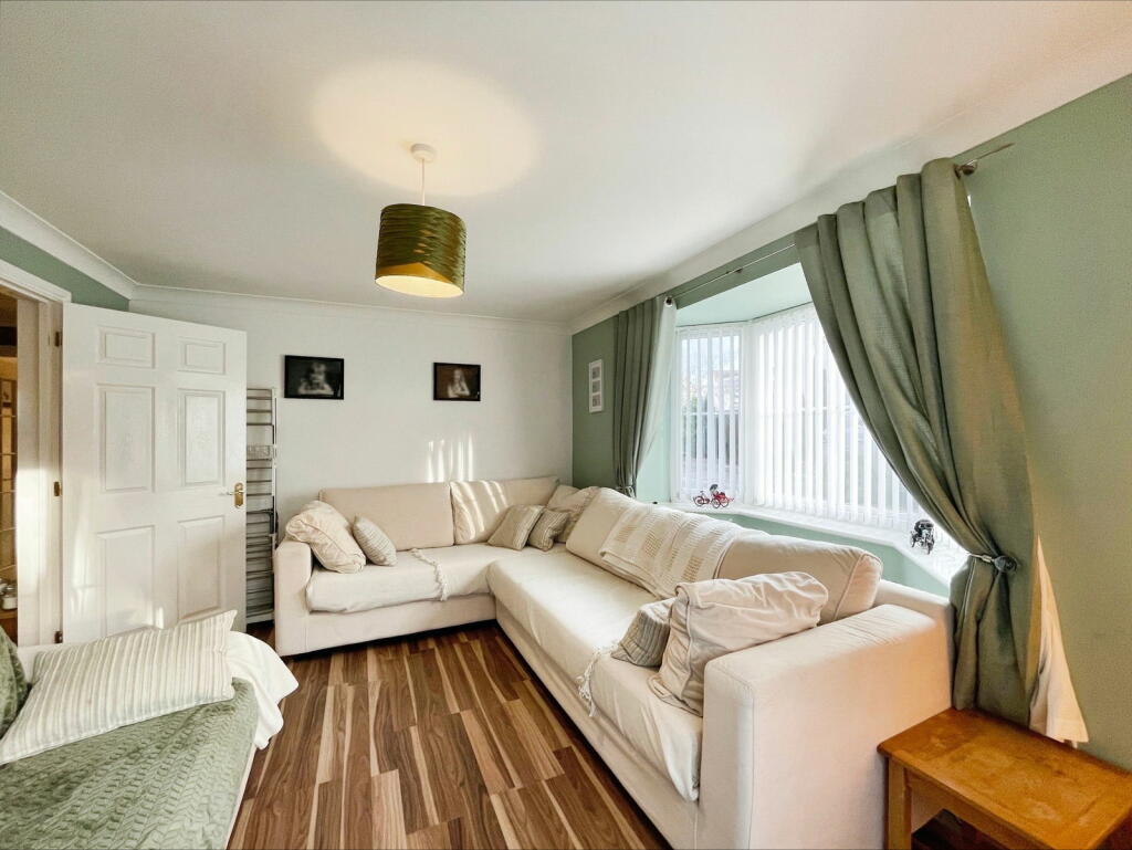 Additional property image - Harvest Fields, Takeley, Bishop's Stortford CM6 1YE