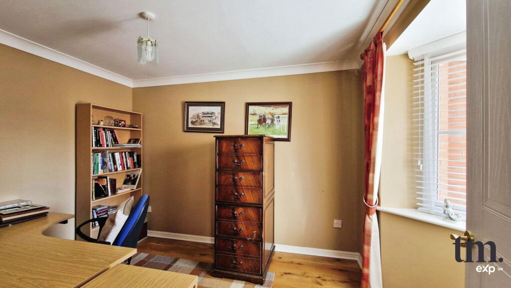 Additional property image - Denton Crescent, Black Notley, Braintree, CM77 8ZZ
