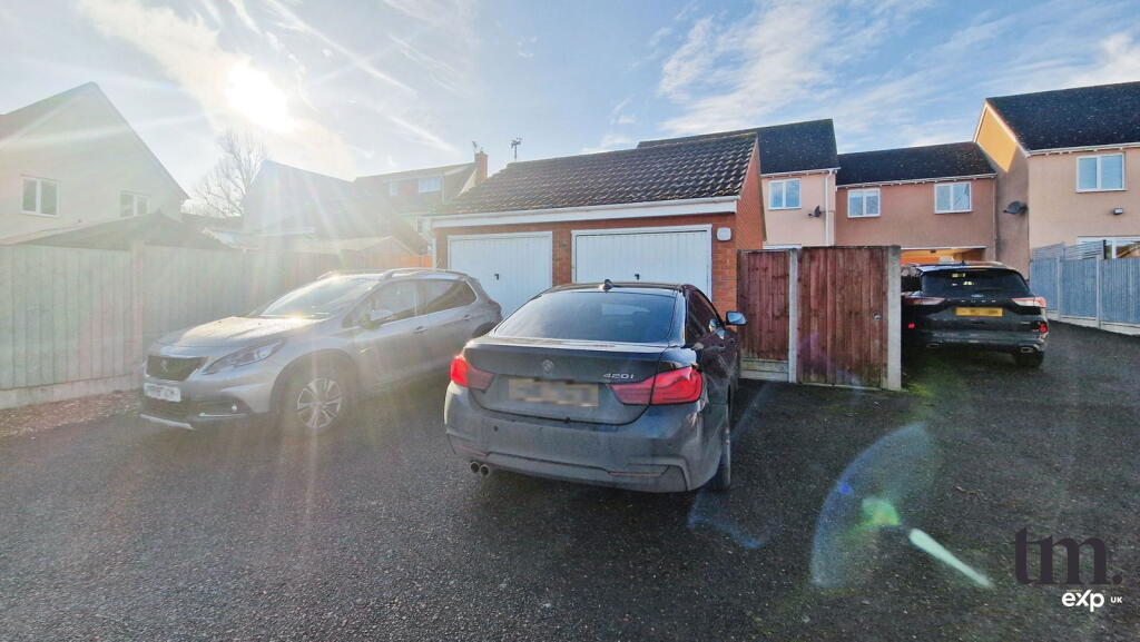 Additional property image - Denton Crescent, Black Notley, Braintree, CM77 8ZZ