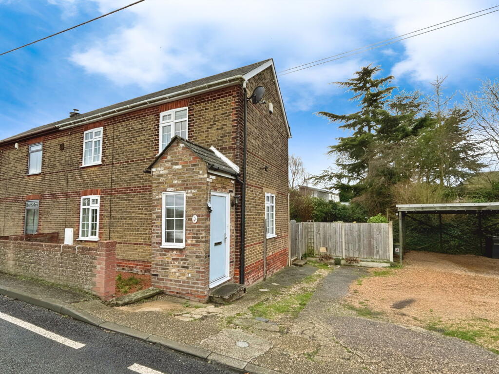 Main image of property: Broad Road,Braintree,CM7 5NH