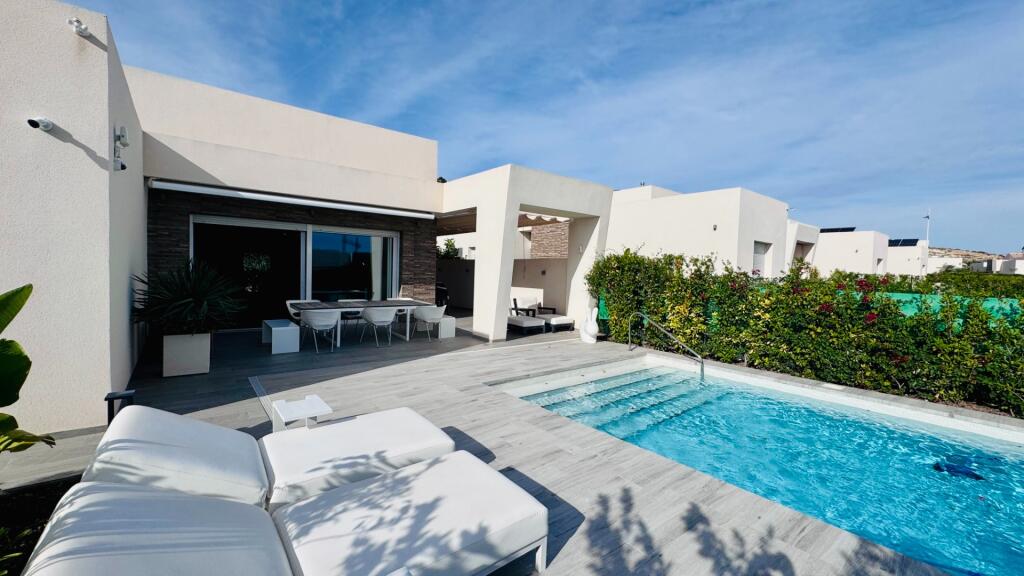 Main image of property: Valencia, Alicante, La Finca Golf