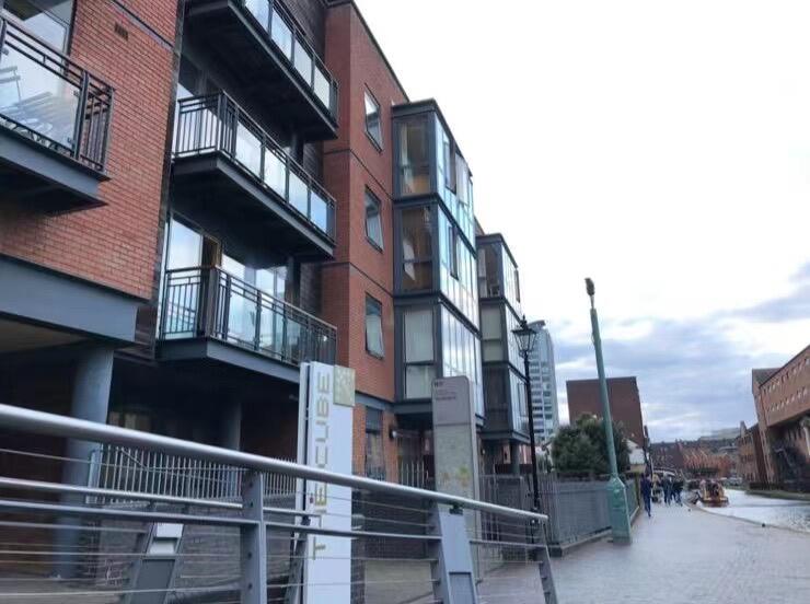 Additional property image - Waterfront Walk, Birmingham, B1