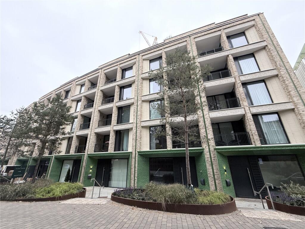 Main image of property: 3 Cluny Mews, West Kensinton, London, SW5