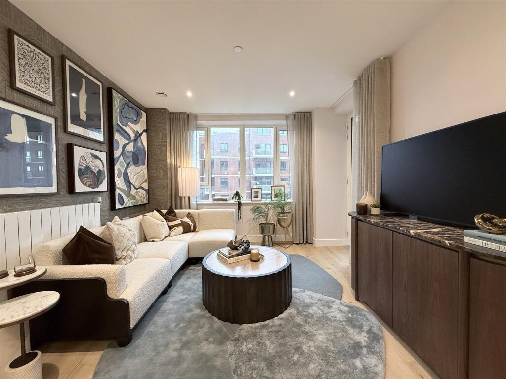 Main image of property: Southlake Road, London, SE28