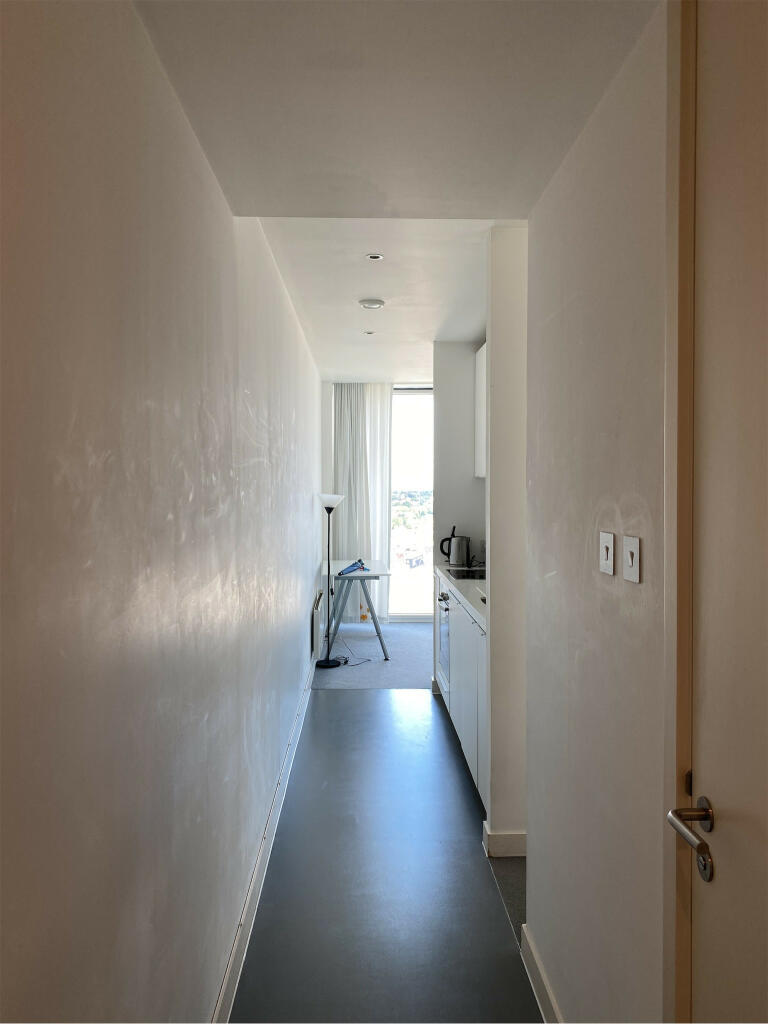 Main image of property: Studio For Rent - Rotunda