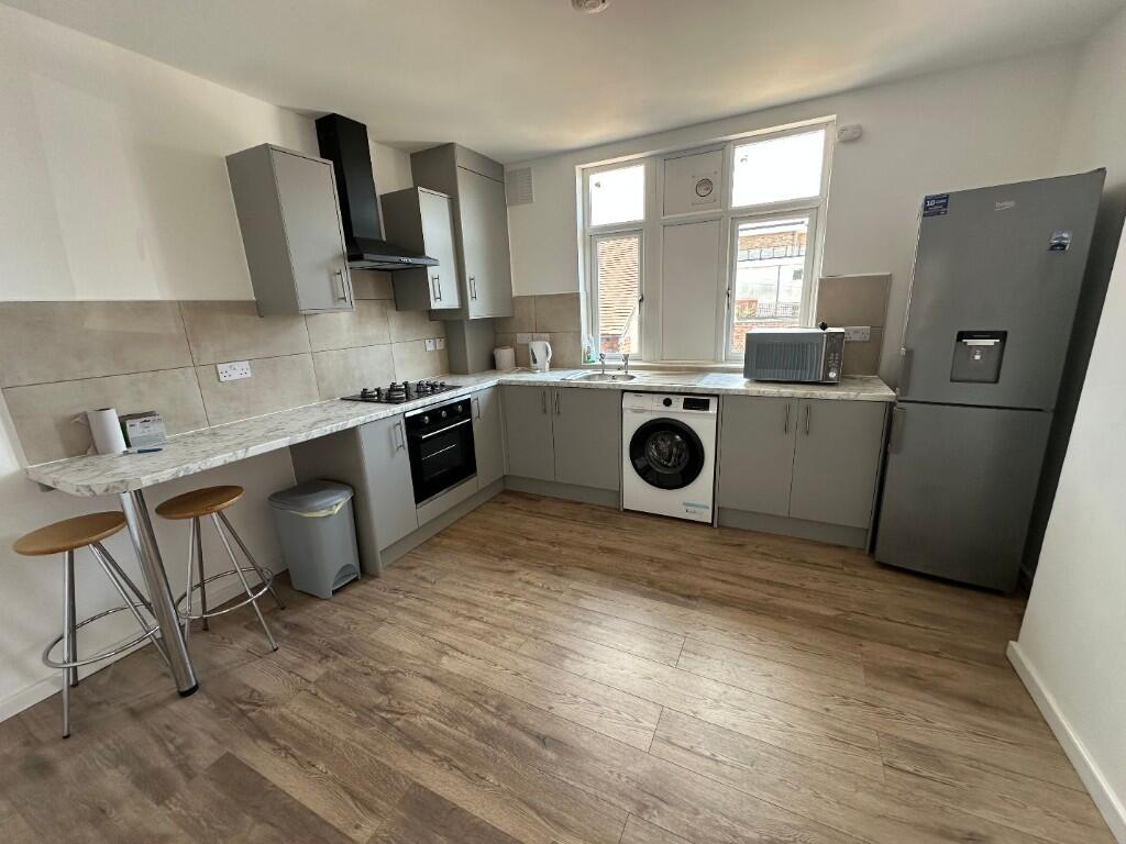 Main image of property: Havant Road, Portsmouth, Hampshire, PO6
