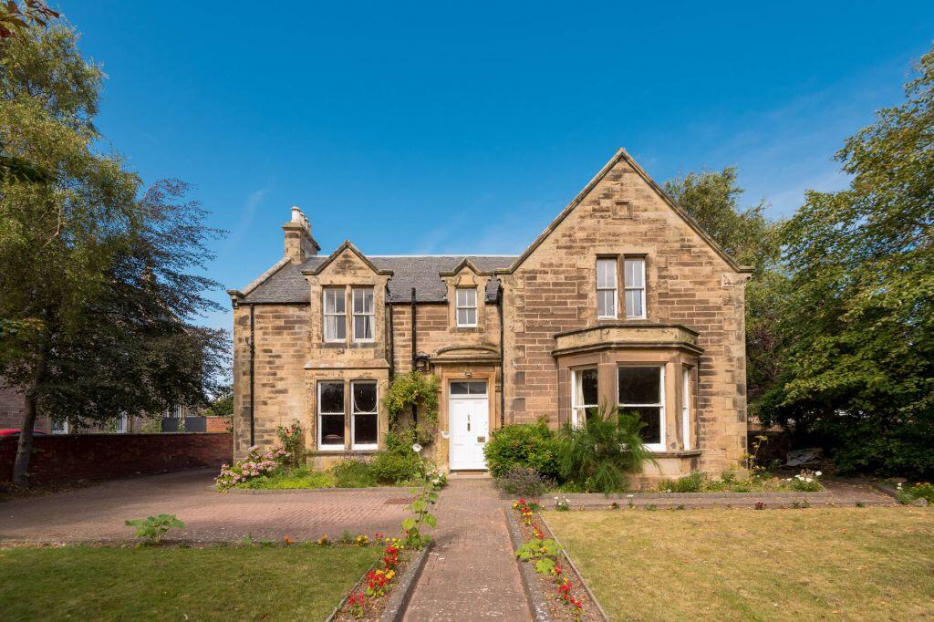 Main image of property: Muirfield, Belhaven Road, Dunbar, EH42 1NH