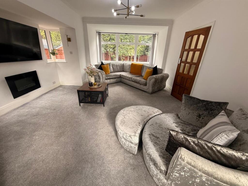 Main image of property: Kingsdale Road, Manchester