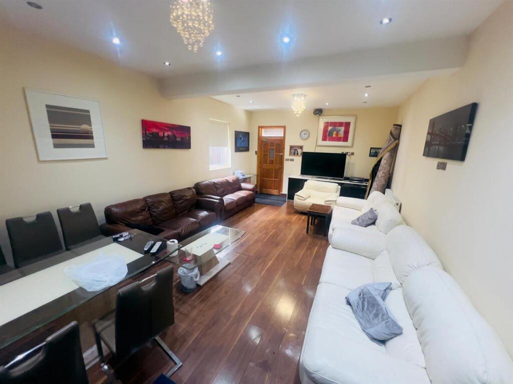 Main image of property: Flat at New Street, Manchester