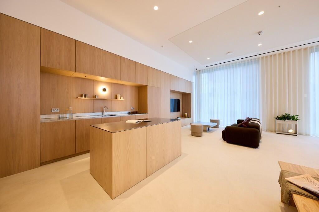 Main image of property: The Blossoms, 95, 27 Cherry Orchard Road, Croydon, London, CR0