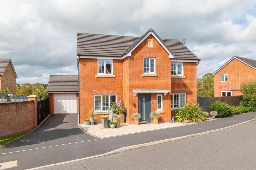 Main image of property: Goldfinch Drive, Clifton, Preston