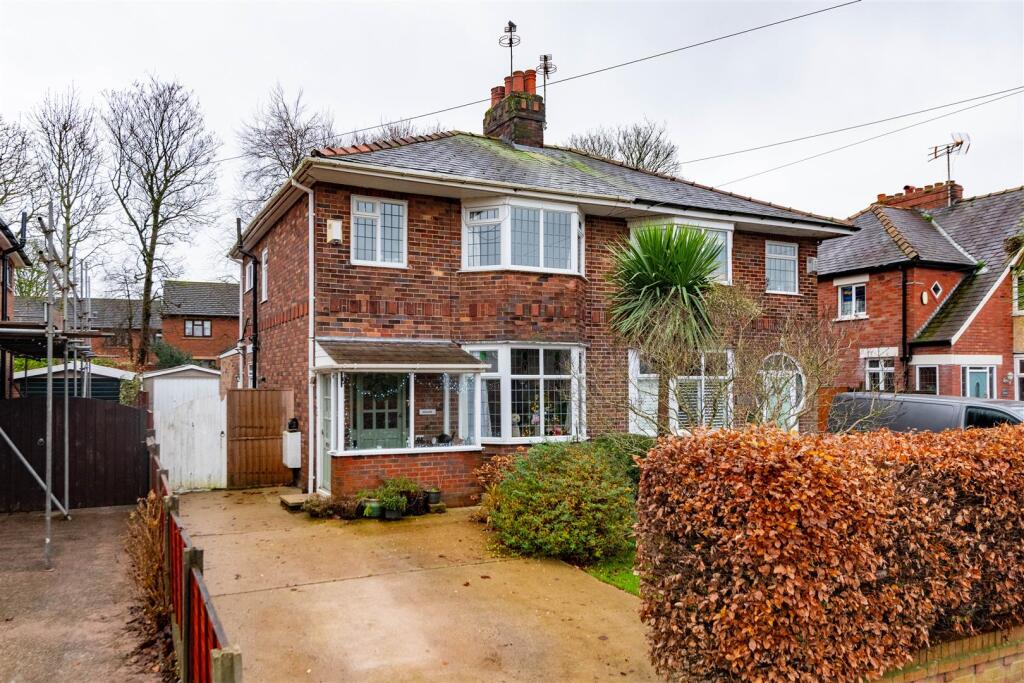 Main image of property: Marshalls Brow, Penwortham, Preston