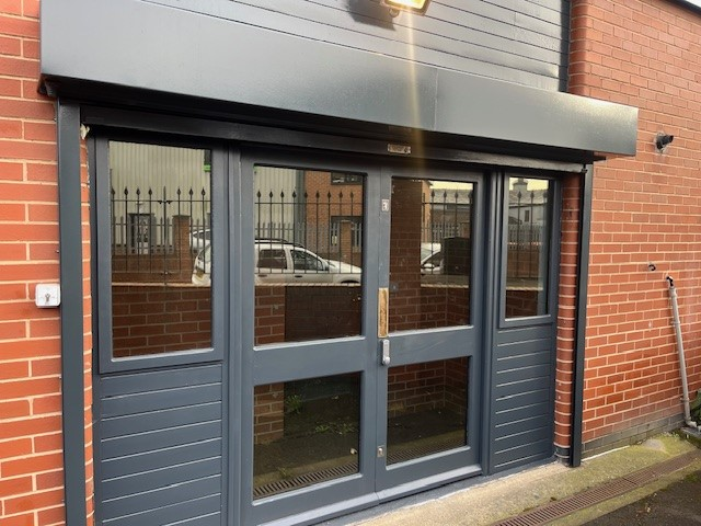 The front of an arch.