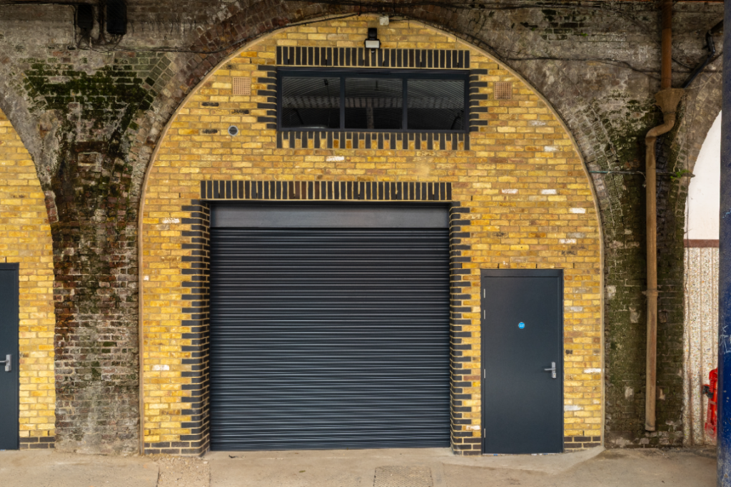 The front of an arch.