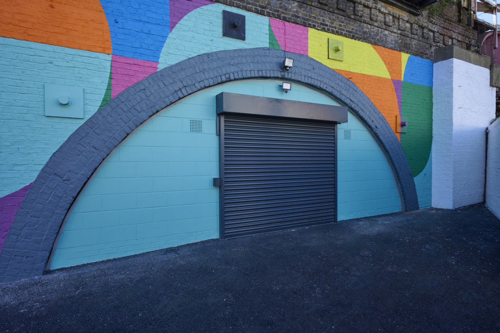 The front of an arch.