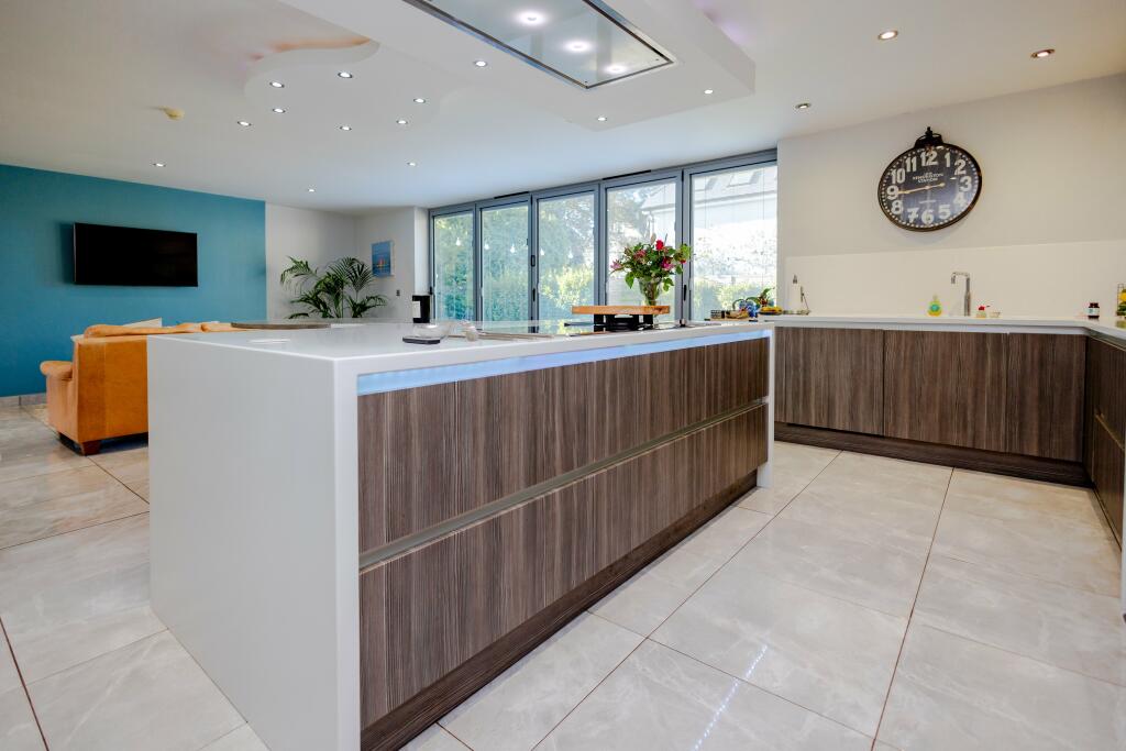 Additional property image - Canford Cliffs Avenue, , Bournemouth