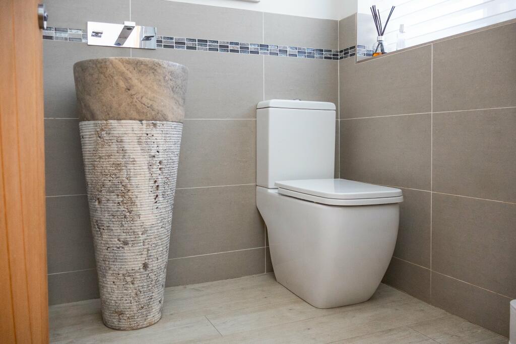 Additional property image - Canford Cliffs Avenue, , Bournemouth