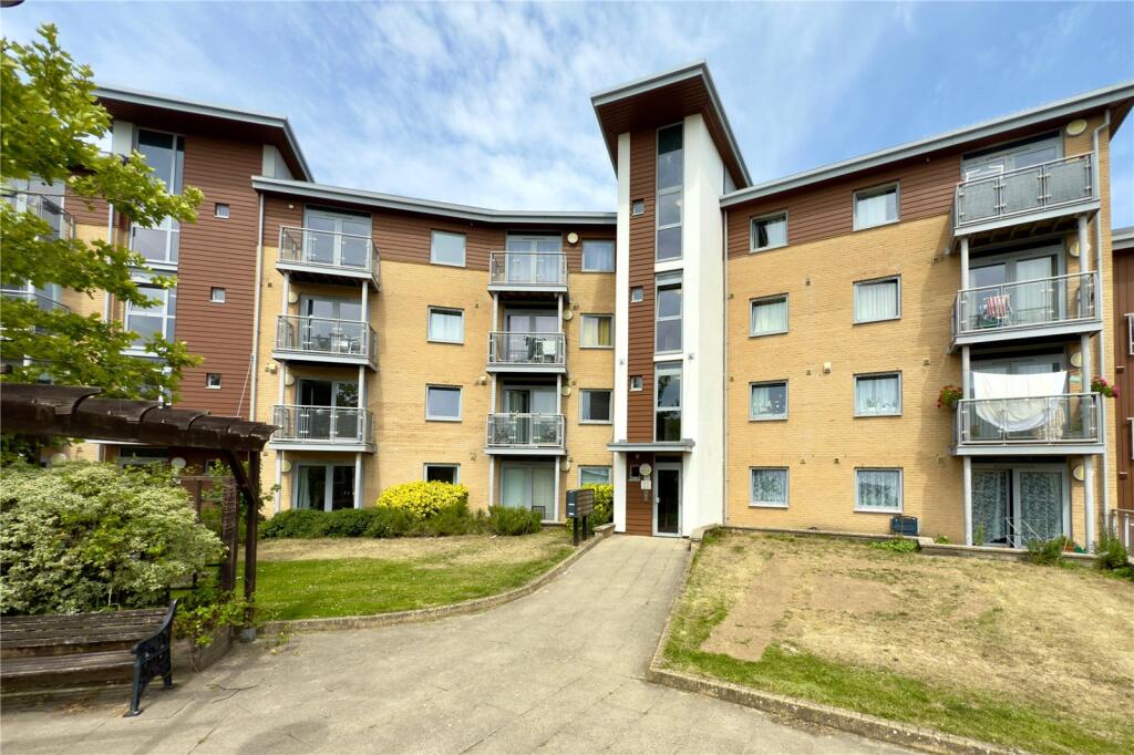 Main image of property: Kelvin Gate, Bracknell, Berkshire, RG12