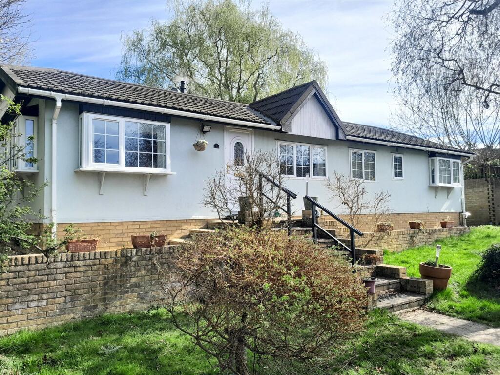 Main image of property: Acer Close, Warfield Park, Bracknell, Berkshire, RG42