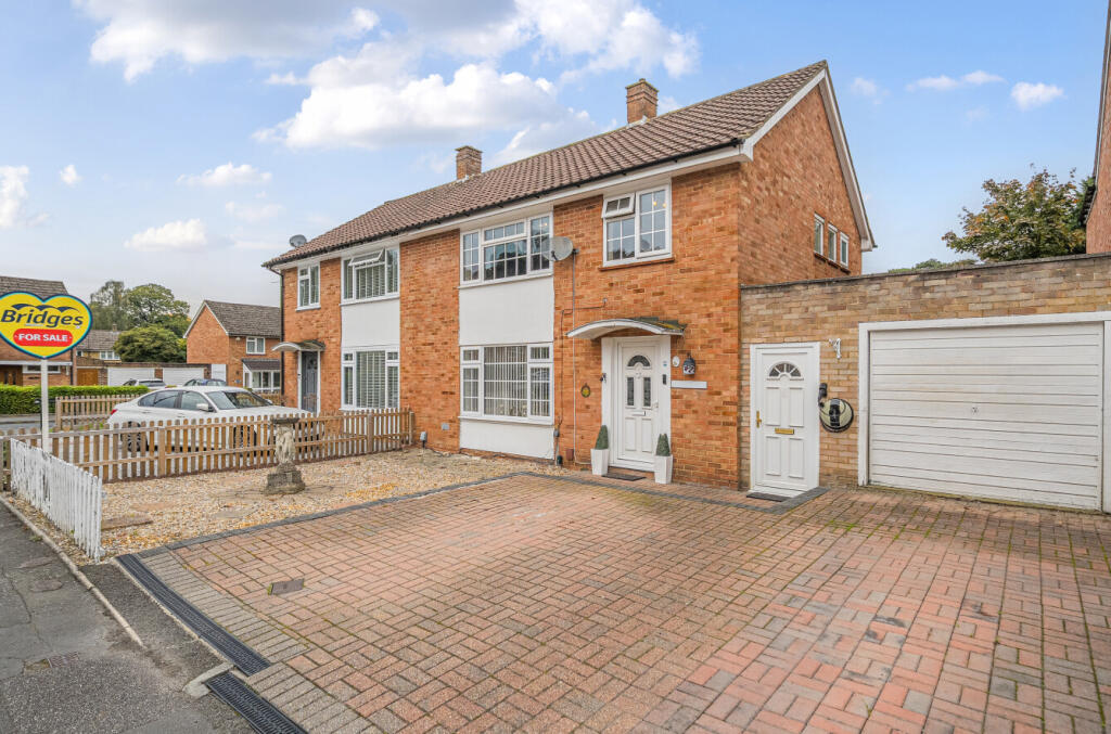 Main image of property: Timline Green, Bracknell, Berkshire, RG12
