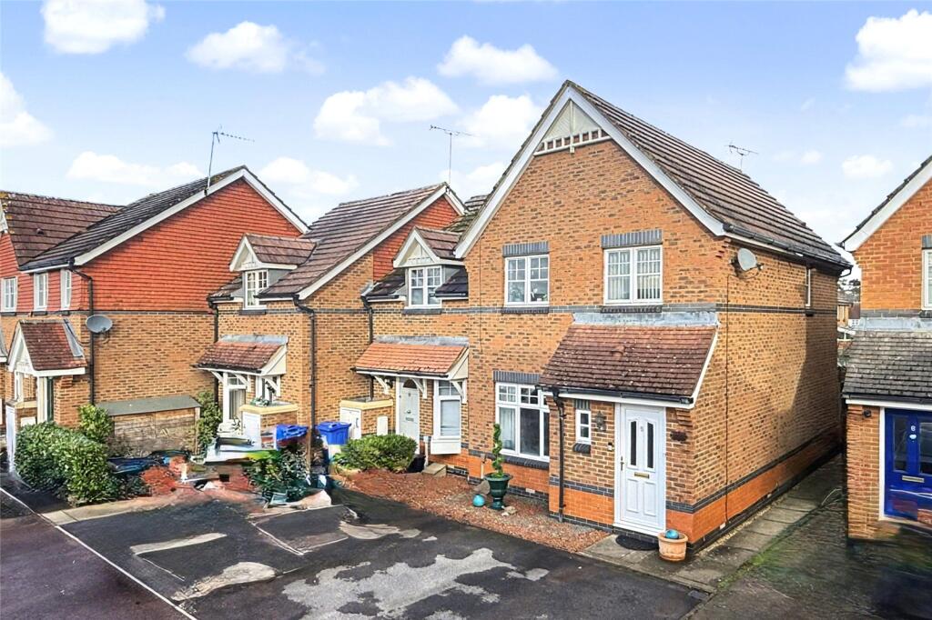 Main image of property: Barry Square, Bracknell, Berkshire, RG12