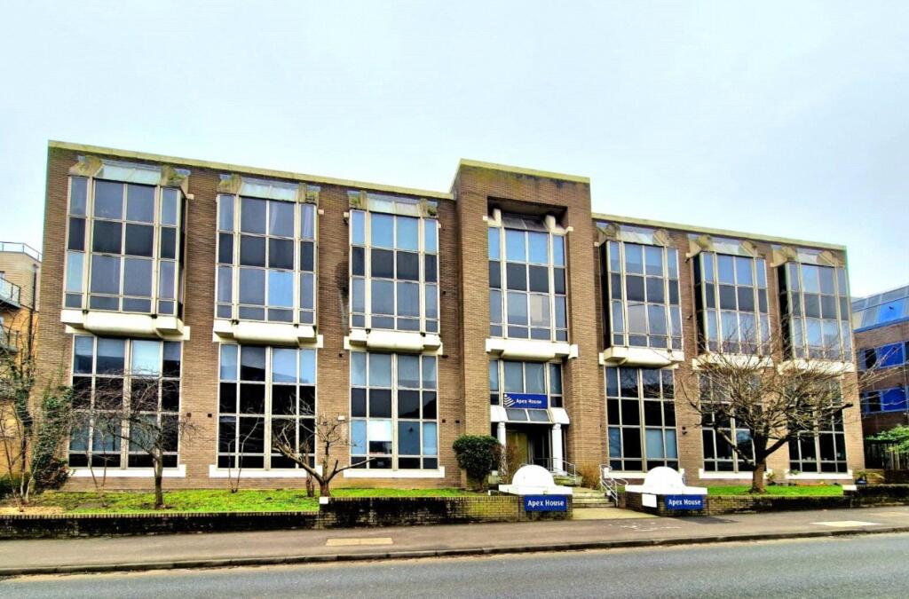 Main image of property: London Road, Bracknell, Berkshire, RG12