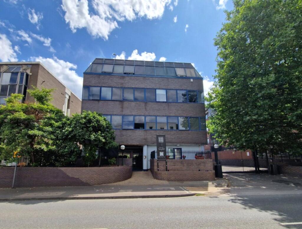 Main image of property: London Road, Bracknell, Berkshire, RG12
