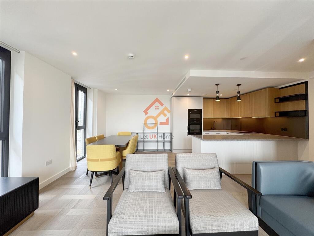 Main image of property: 1 Boxwood Gardens, London, E1W
