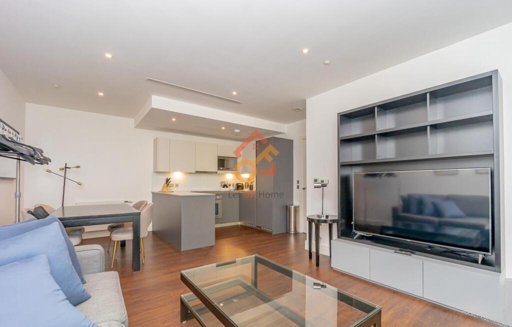 Main image of property: Maine Tower, 9 Harbour Way, Canary Wharf, London E14