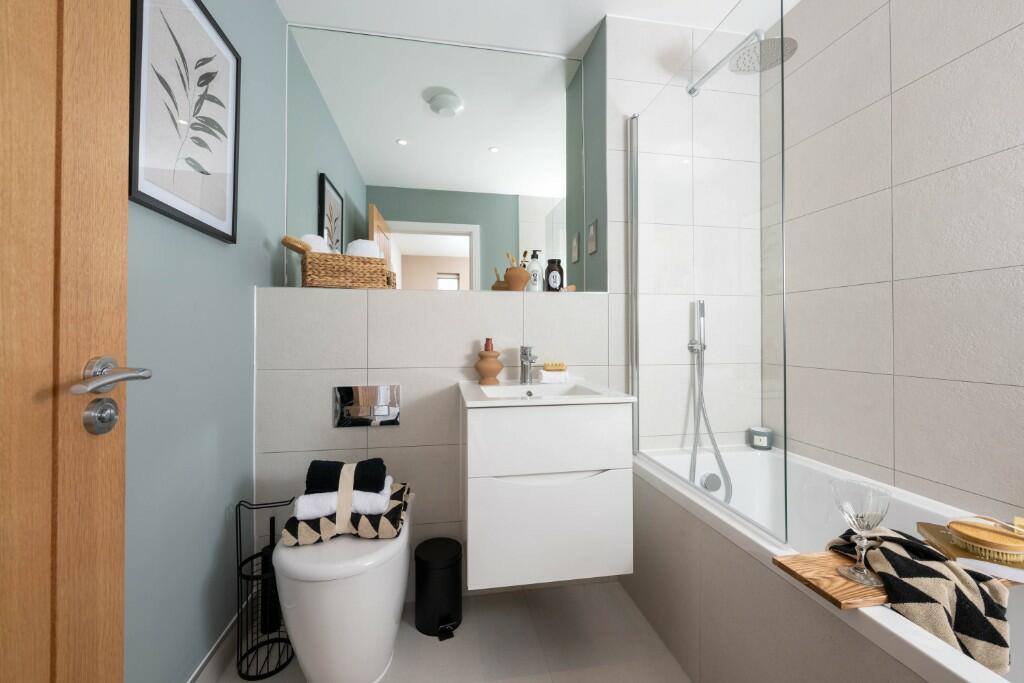 Additional property image - Heatherlands, 
Old Brickworks Lane, 
Lewes, 
South Chailey, 
East Sussex, 
BN8 4QD