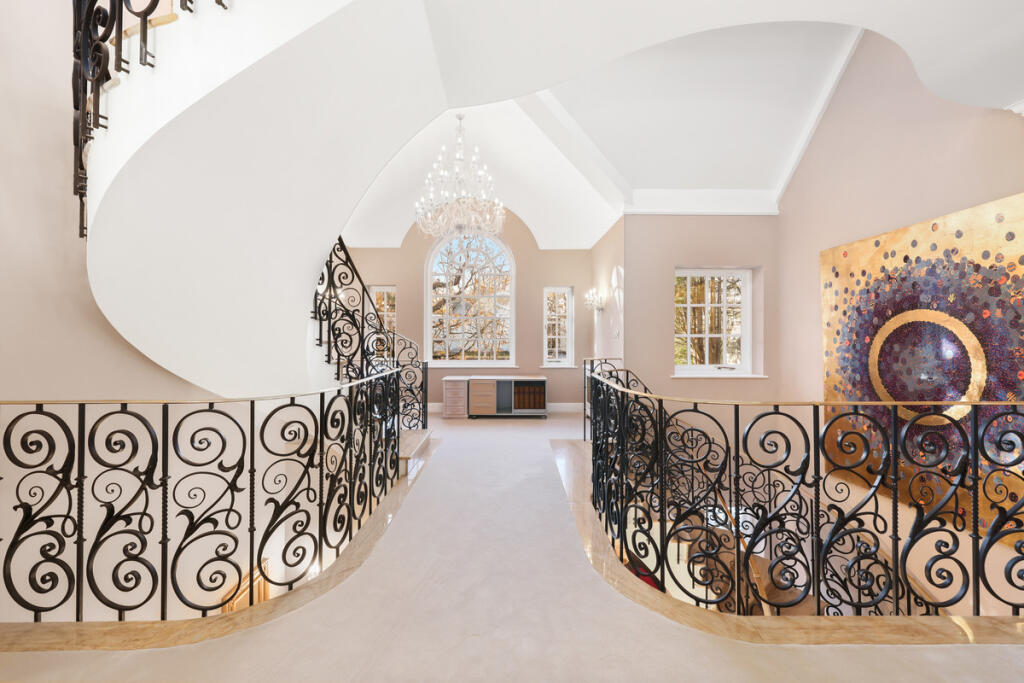 Main image of property: Byron Drive, London, N2