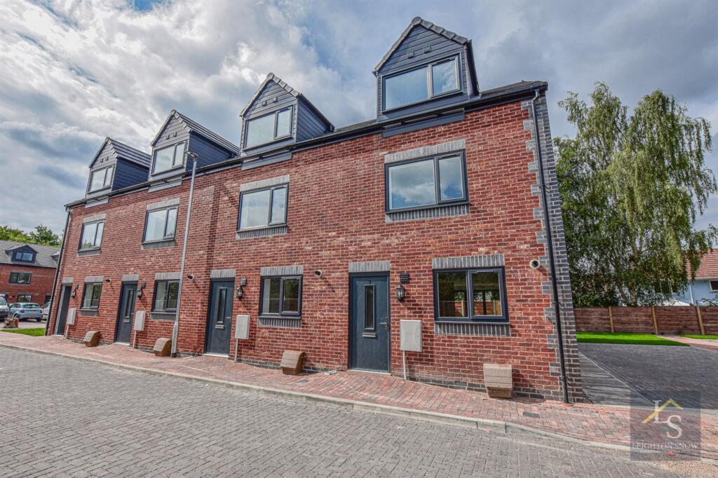 Main image of property: Westmeath Avenue, Cheadle Hulme, SK8