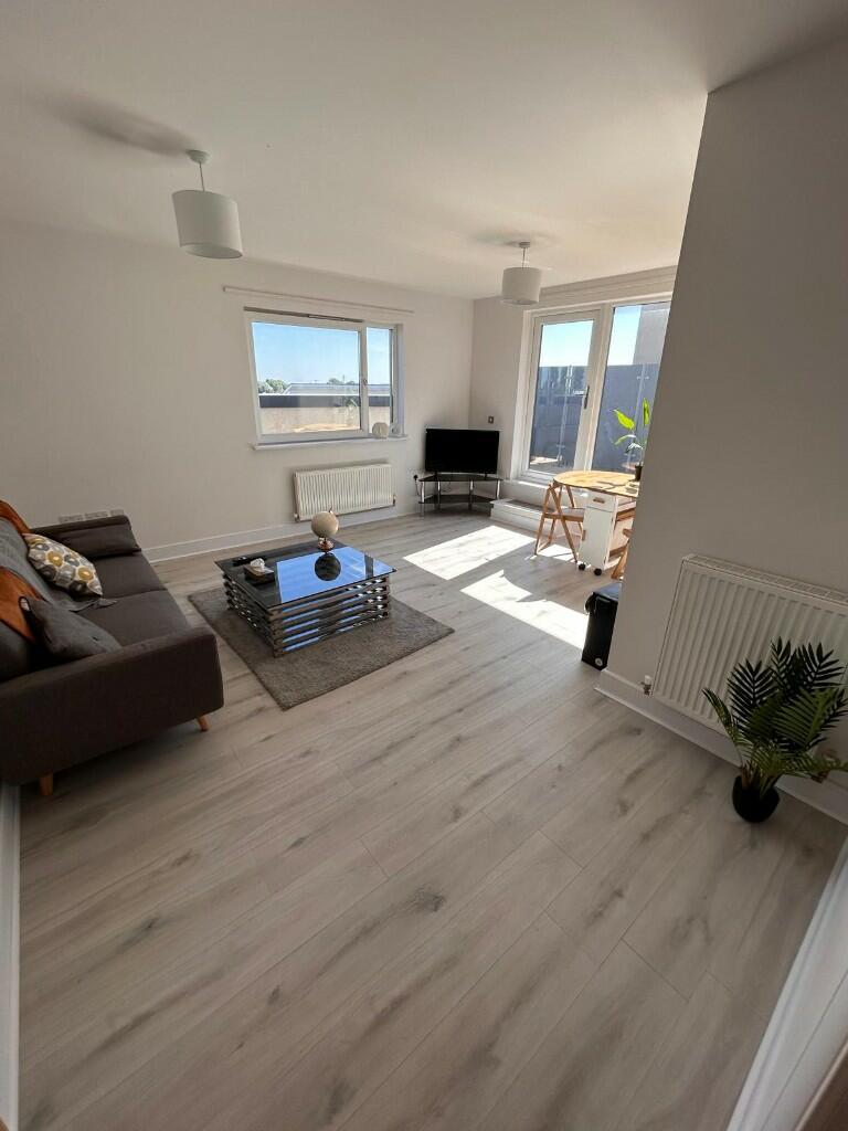 1 bedroom flat for sale in Hammonds Drive, Peterborough, Cambridgeshire