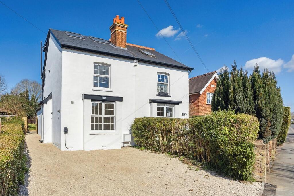 Main image of property: Broadway, Knaphill