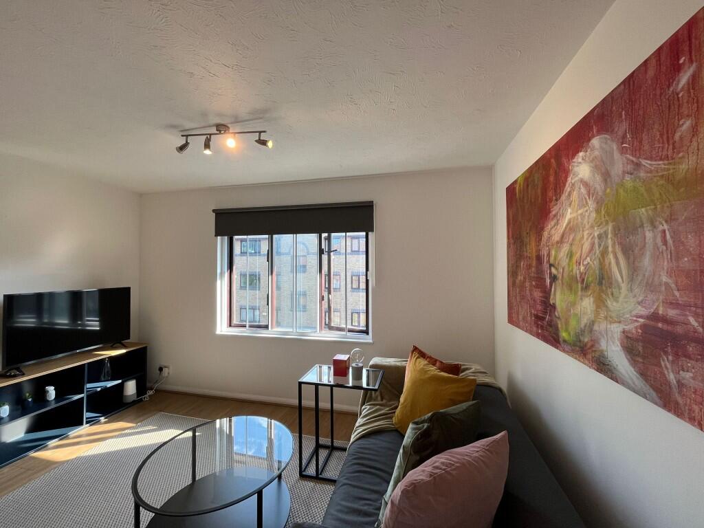 Main image of property: Transom Square, London, E14