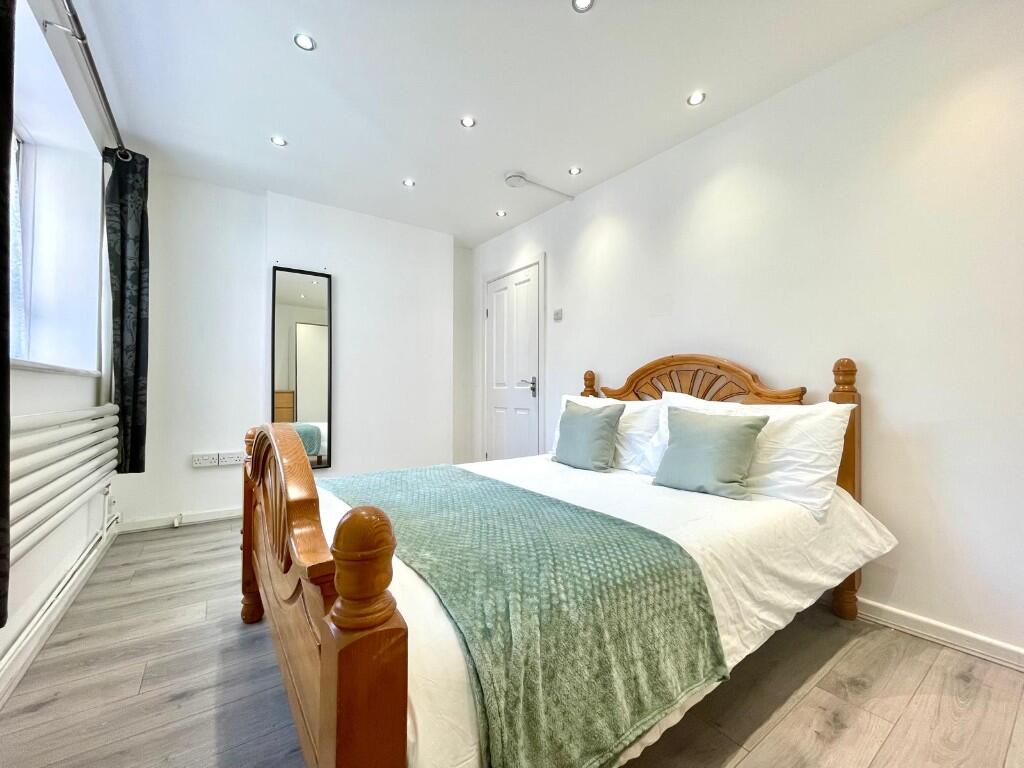 Main image of property: Talwin Street, London, E3