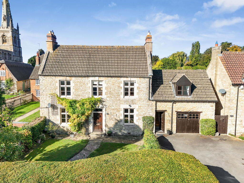 Main image of property: The Green, Islip, Kettering