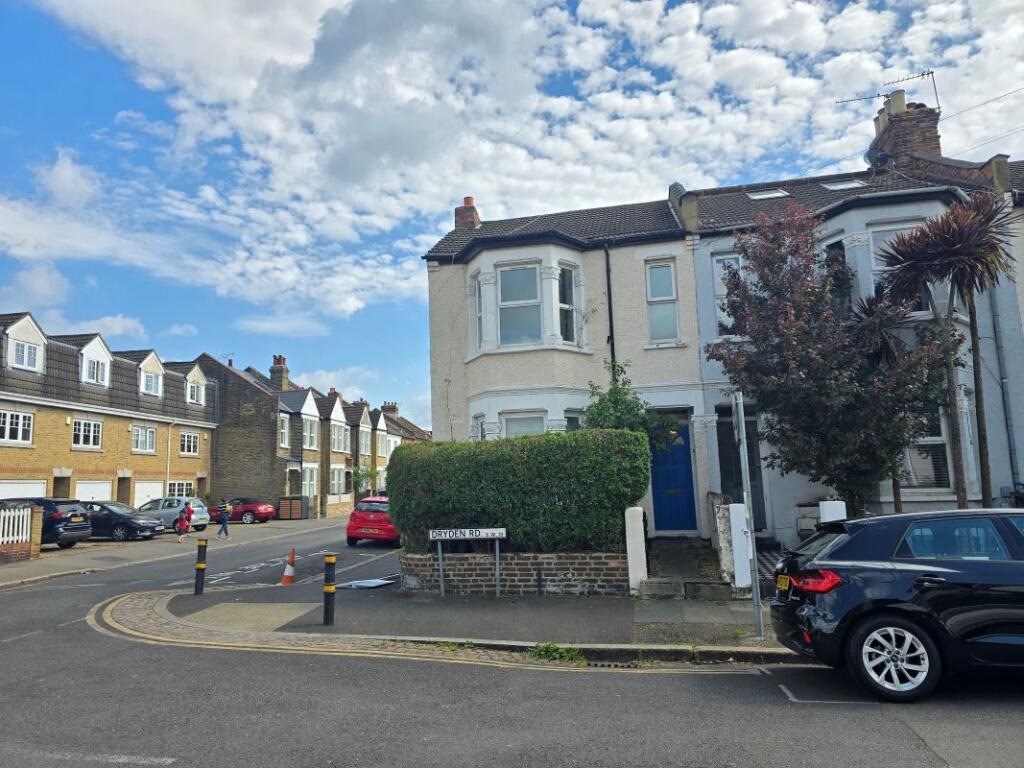 Main image of property: 48 Dryden Road, Wimbledon, London, SW19 8SG
