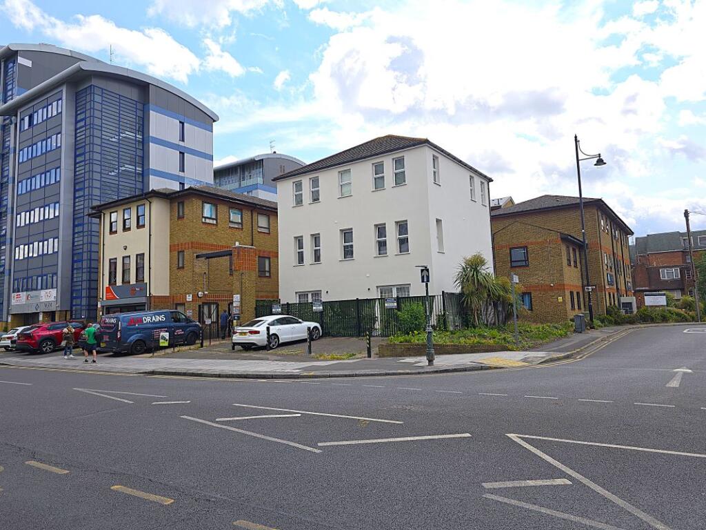 Main image of property: Flats 1 - 6, 1 Chandlers Way, & 9 Holgate Court, Western Road, Romford, Essex, RM1 3JS