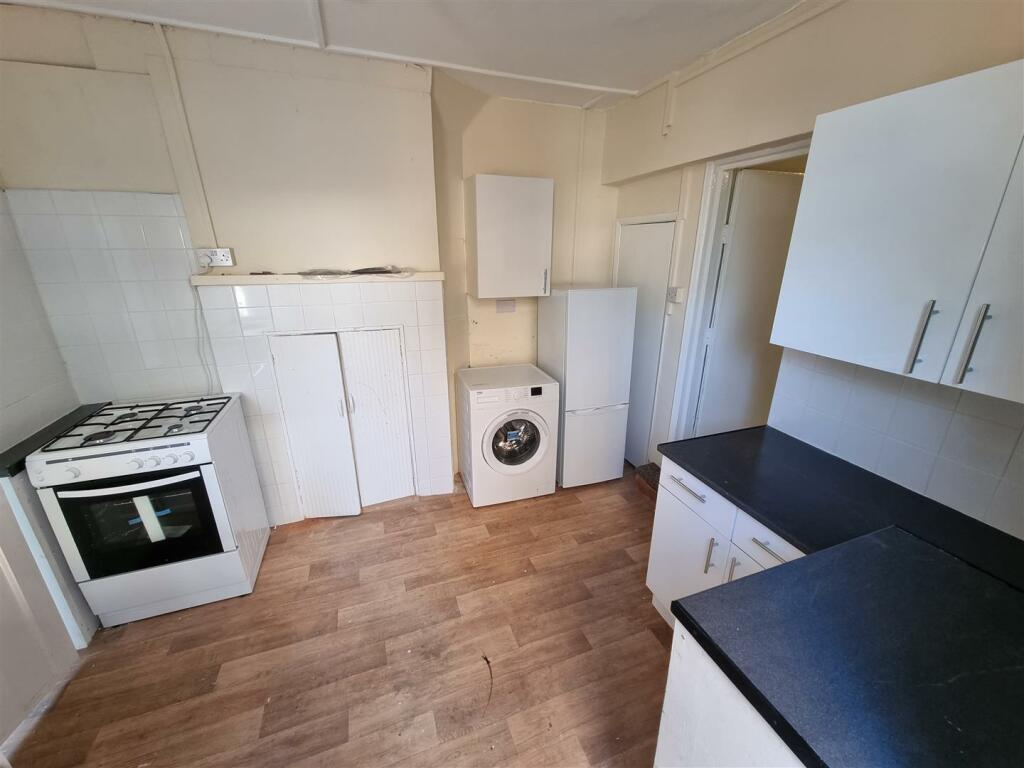 Studio flat for rent in Brudenell Road, London, SW17