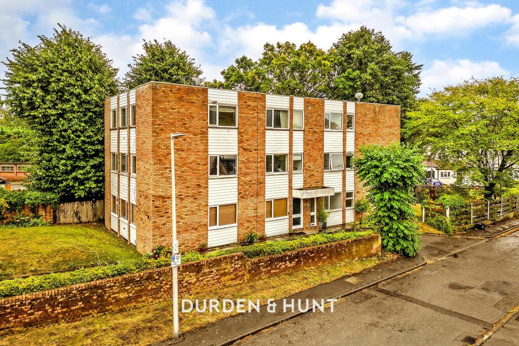 Main image of property: Deepdene Close, Wanstead, E11